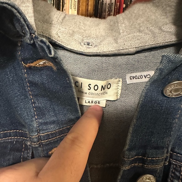 Jean Jacket - Picture 2 of 4